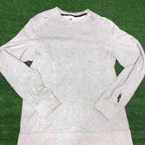 Men’s Medium Nike all gray Crewneck